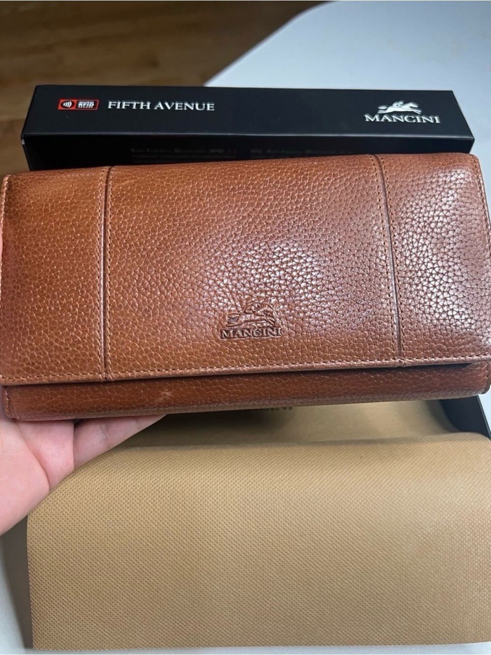 Men's Brown Leather Wallet Clutch